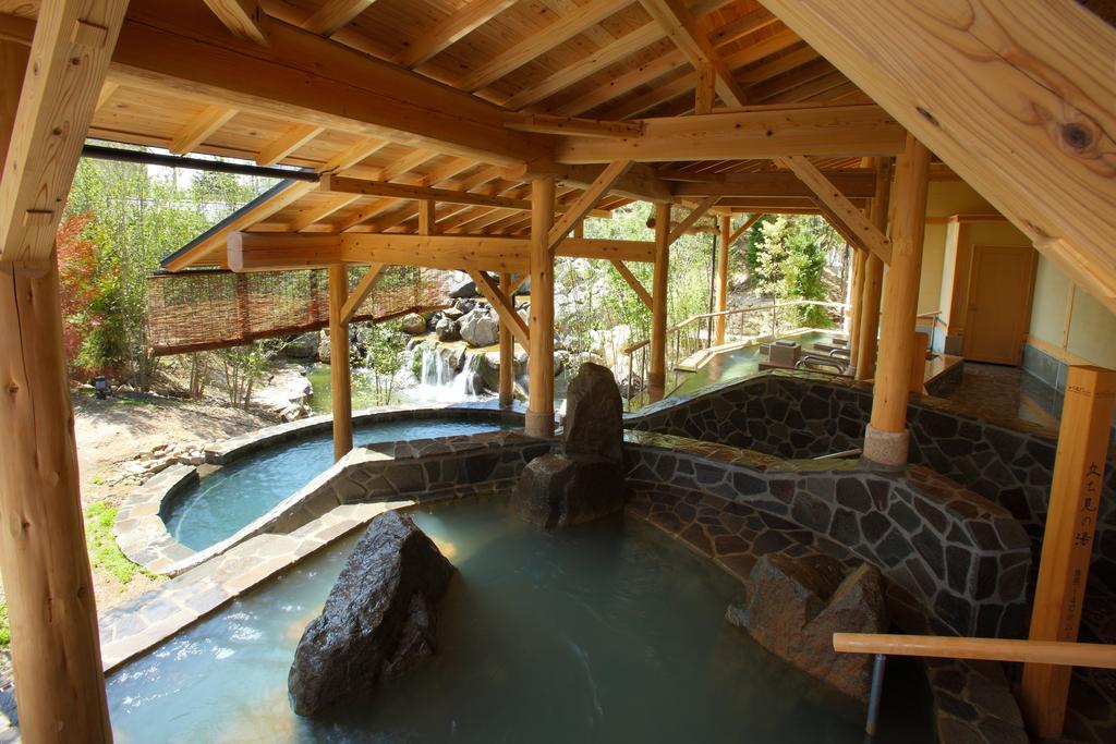 Iizaka Hotel Juraku Fukushima  Ngoại thất bức ảnh