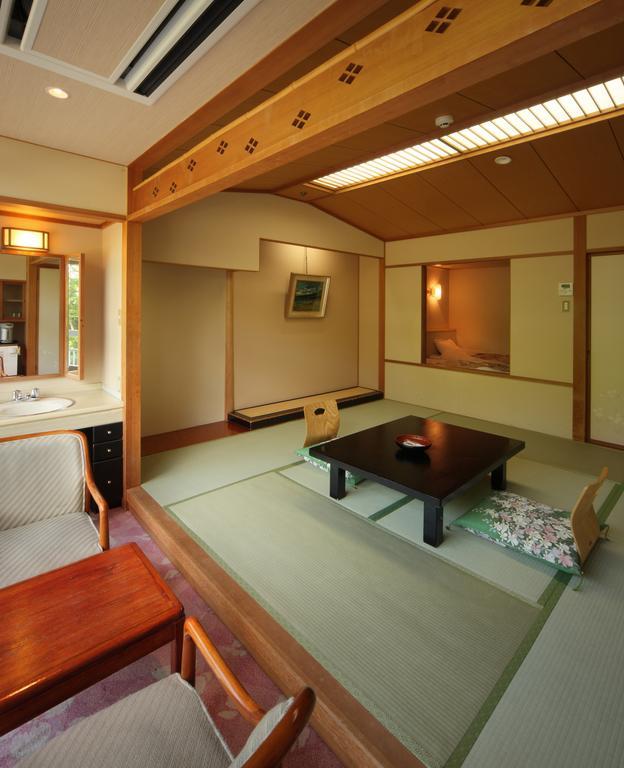 Iizaka Hotel Juraku Fukushima  Ngoại thất bức ảnh