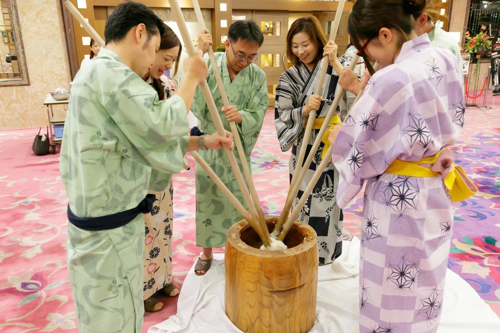 Iizaka Hotel Juraku Fukushima  Ngoại thất bức ảnh