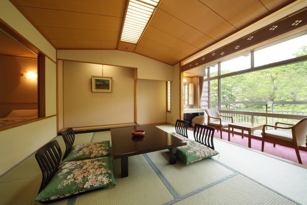 Iizaka Hotel Juraku Fukushima  Ngoại thất bức ảnh
